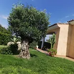 A 200 Metri Dalla Tatil Evi Budoni