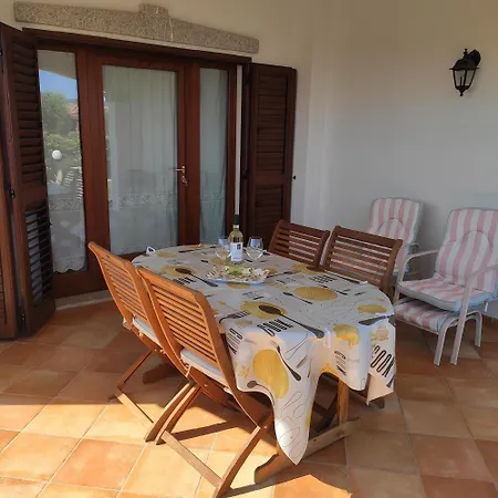 A 200 Metri Dalla * 布多尼