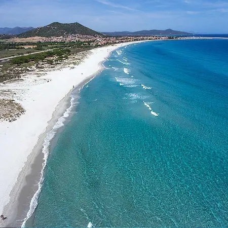 A 200 Metri Dalla * 布多尼